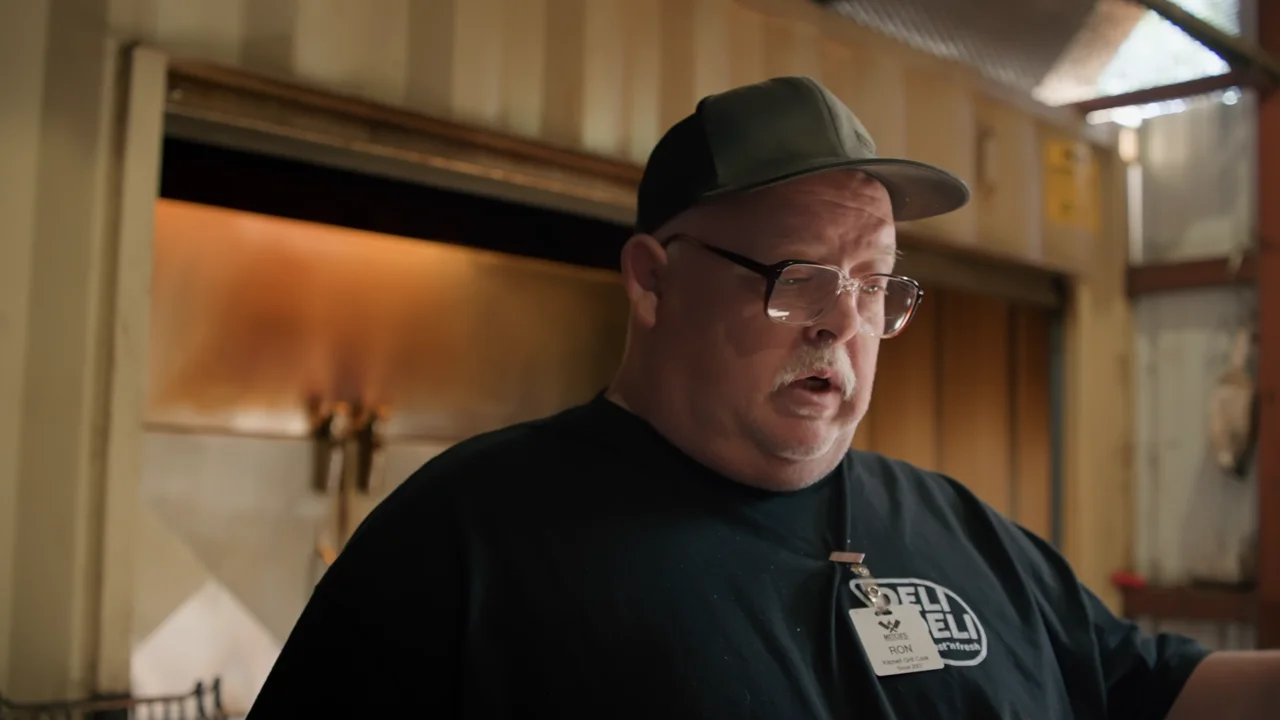 Additional frame from Ron | Pitmaster